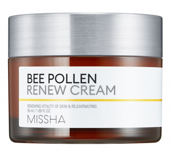 Eine nährende Creme der Marke MISSHA mit Bienenpollen